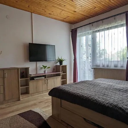 Viragos Apartment *