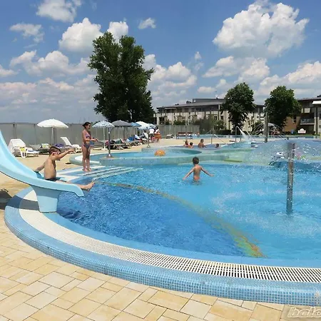 Apartment Viragos