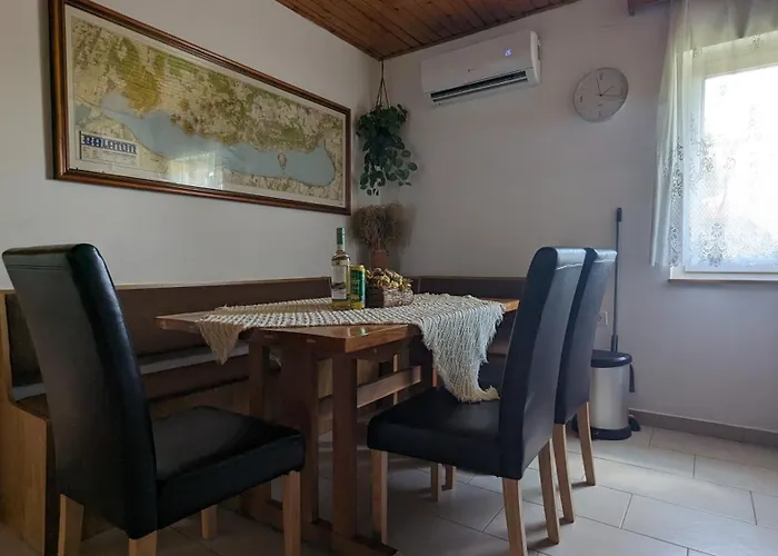 Apartament Viragos